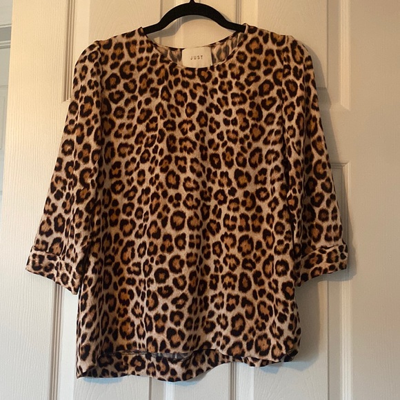 CHEETAH LIGHT WEIGHT BLOUSE - Picture 1 of 4